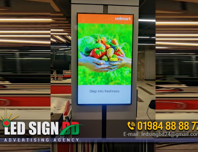 Outdoor Digital Wall & Stand Display Screen for Advertising