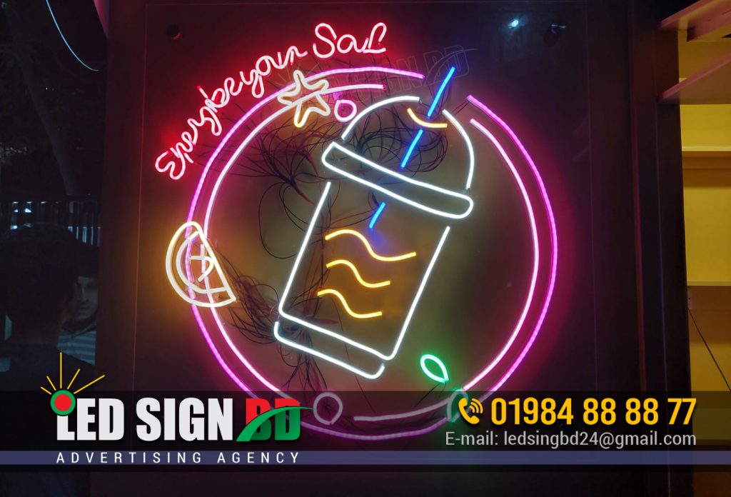 Animation Restaurant LED Acrylic Neon Glow Sign, 240 V, Shape: Kulhad, Neon Cocktail Logo Vectors, LED Neon Sign, Neon glowing smoothie, Cola takeaway sparkling drink in glass with pipe stock illustration,