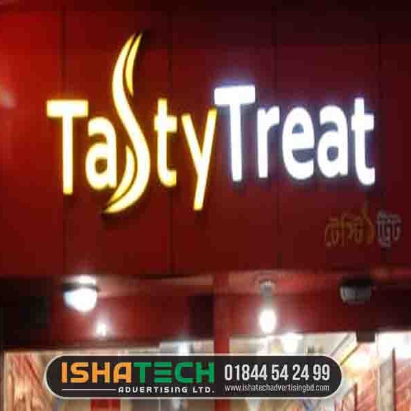 Food outlet promotional signage boards