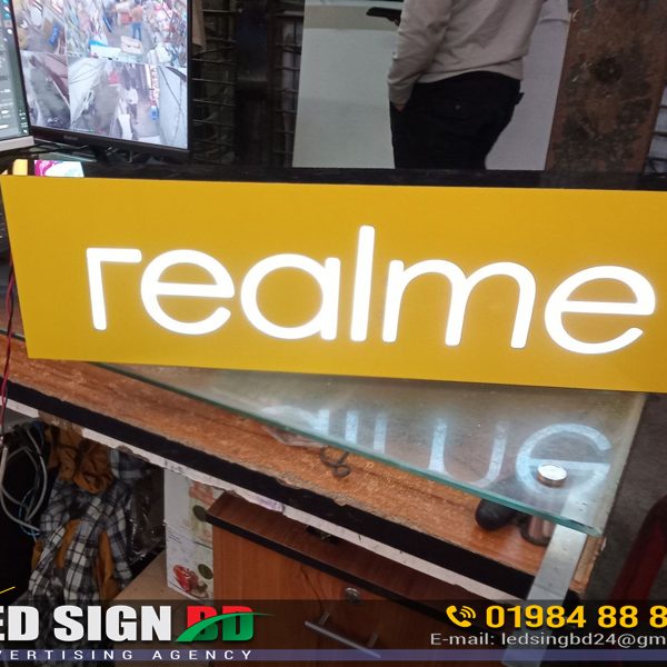 LED Logo for realme Mobile Showroom